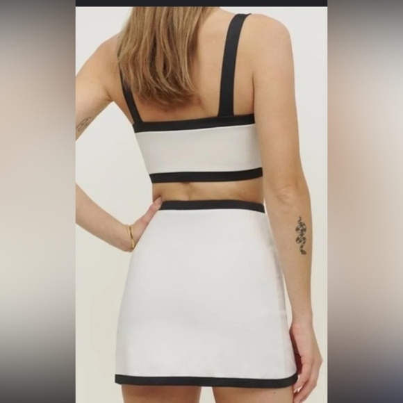 NWT S Reformation Adelina Active Set in White & Black - Picture 3 of 7